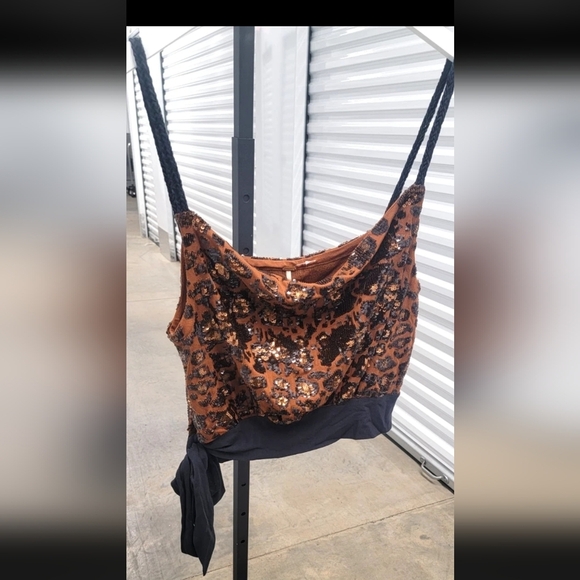 Free People Sequin Crop Tank Top NWT M - Picture 3 of 5